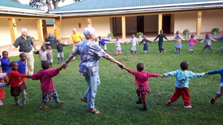 girotondo bambini villaggio